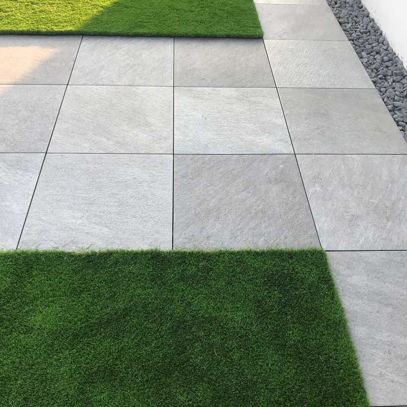 roof terrace with ground - widely used ceramic 60x 60 cm tiles